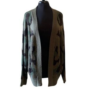HEM & THREAD Camo Cardigan Green Medium Large Sweater